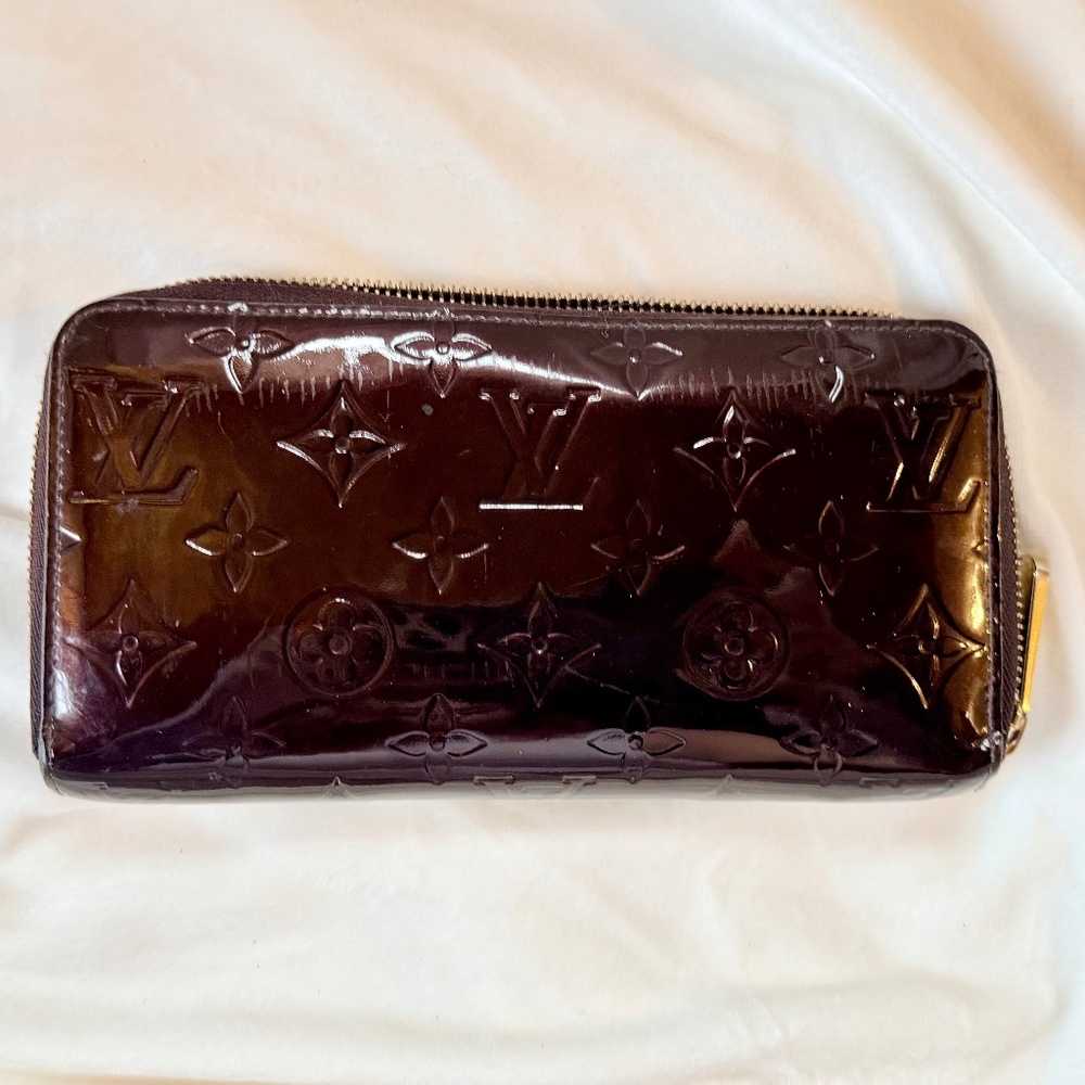 Louis Vuitton Vernis Zippy Wallet Burgundy Patent Leather